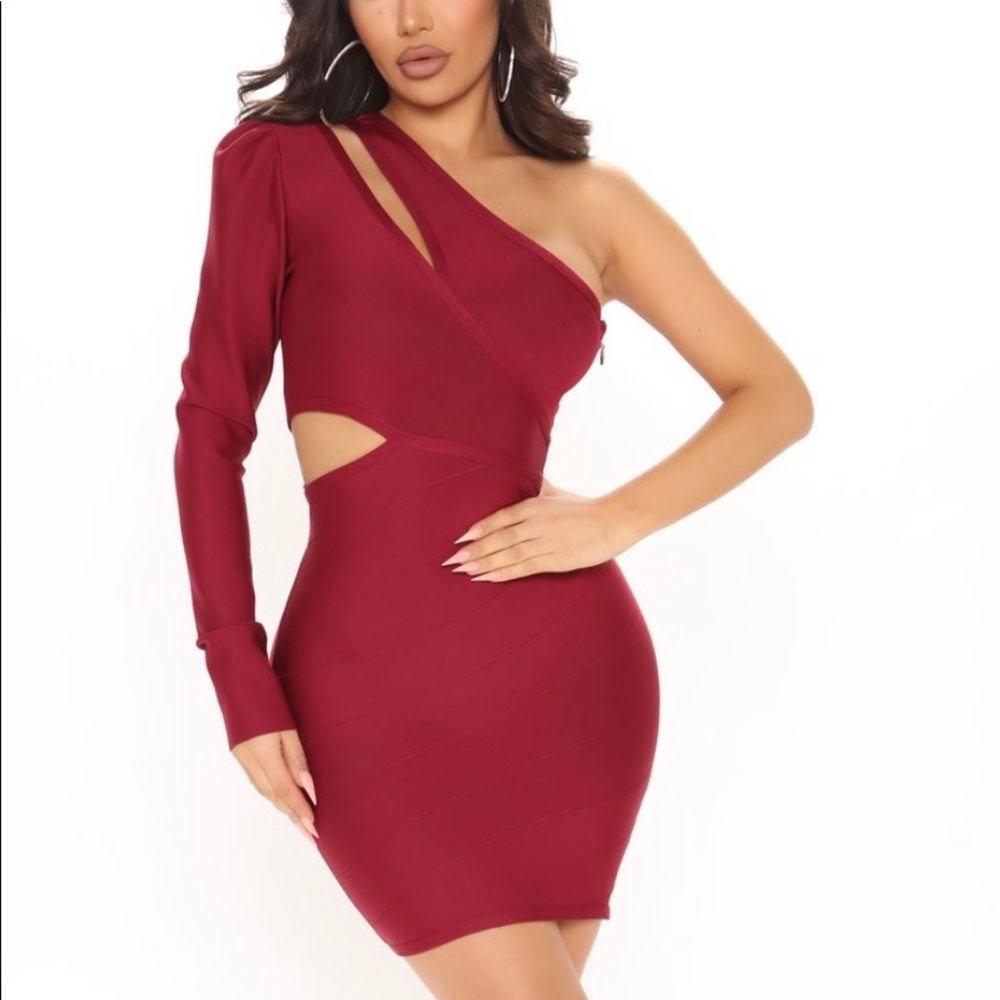 Fashion nova bandage dress NWT burgundy
